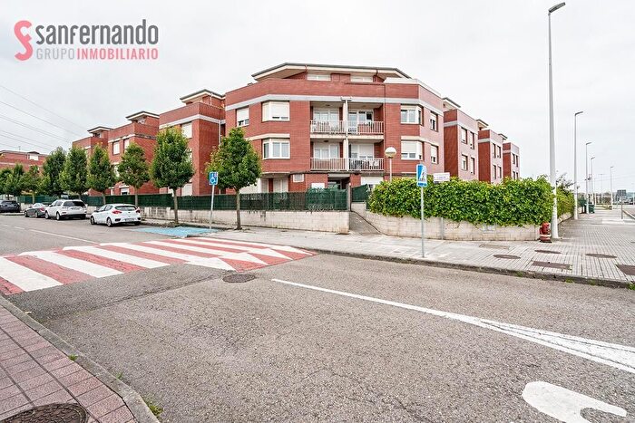 Piso en venta en Soto de la Marina, Santa Cruz de Bezana de 2 habitaciones