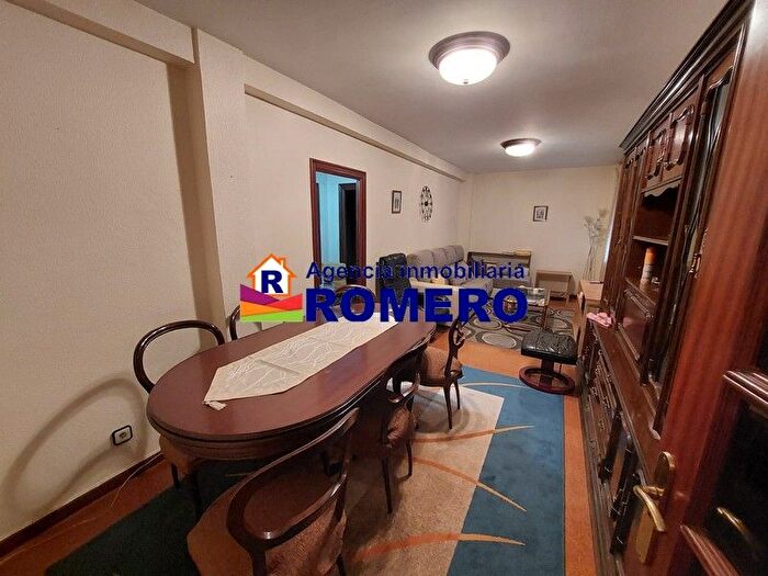 Casas en venta y pisos alquiler - 3