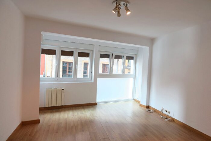 Casas en venta y pisos alquiler - 2