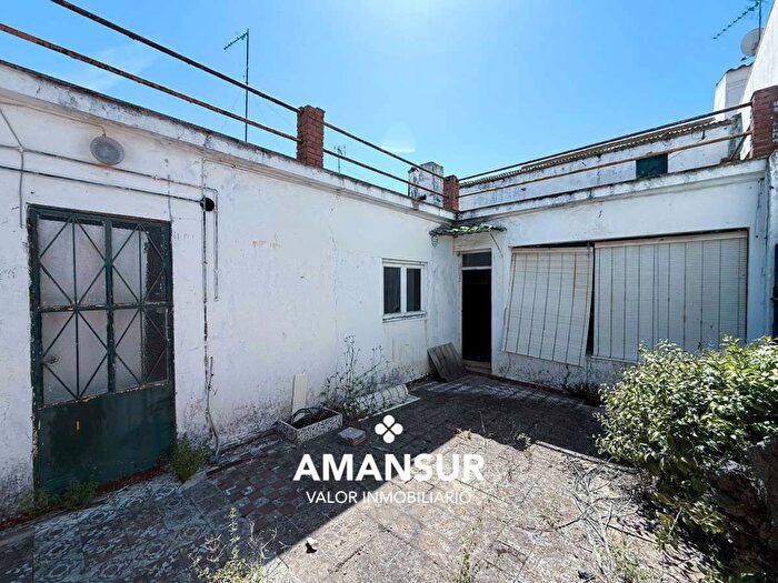Casas en venta y pisos alquiler - 3