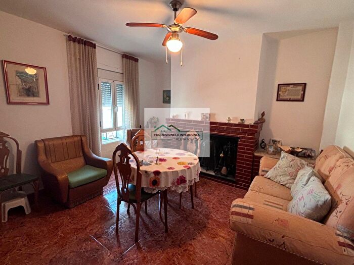 Casas en venta y pisos alquiler - 1