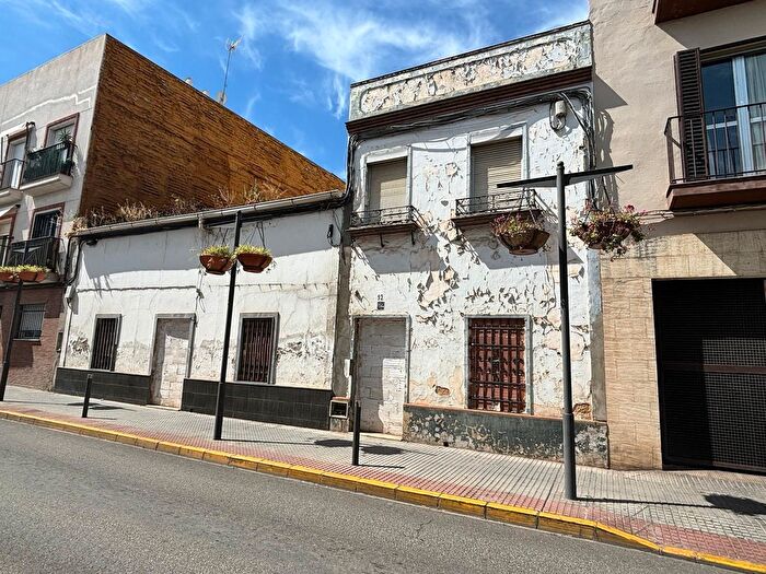 Casa en venta en Centro Doña Mercedes, Dos Hermanas de 3 habitaciones