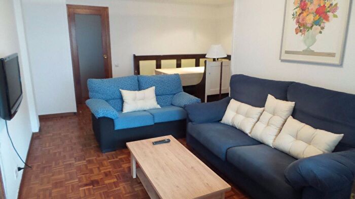 Casas en venta y pisos alquiler - 1