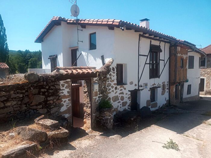 Casa en venta en Umbrías, Ávila de 3 habitaciones