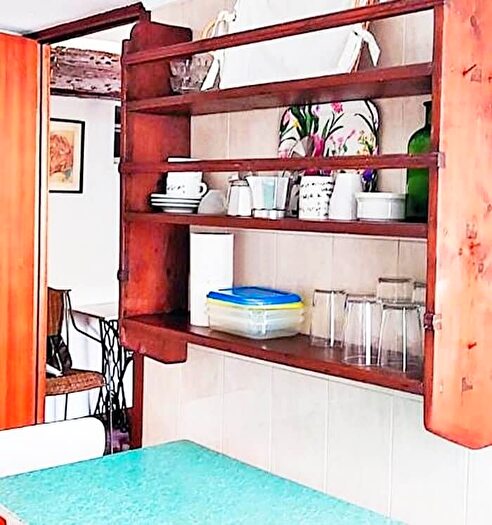 Casas en venta y pisos alquiler - 2