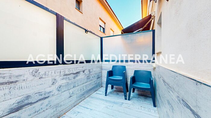Casa en venta en Bonrepòs i Mirambell, Valencia de 3 habitaciones