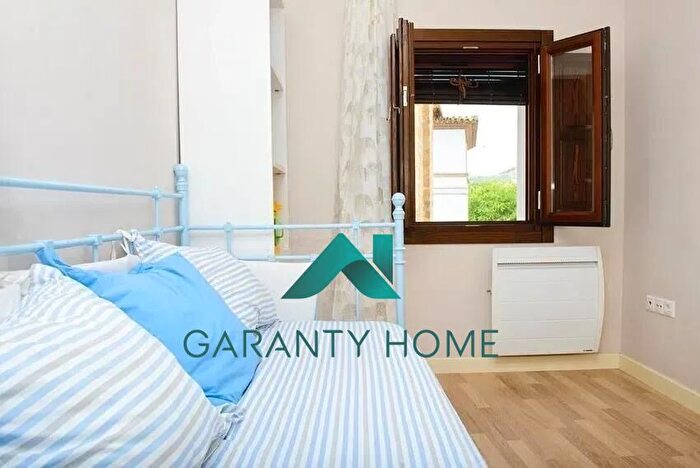 Casas en venta y pisos alquiler - 3