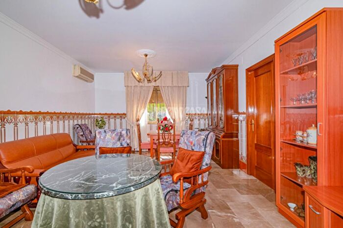 Casas en venta y pisos alquiler - 1