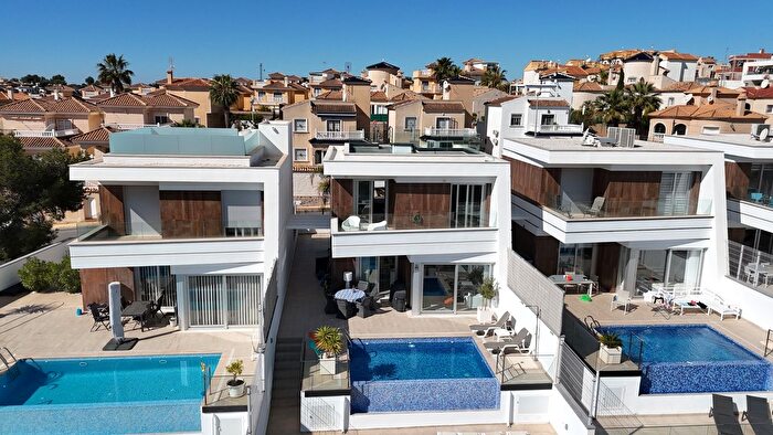 Casas en venta y pisos alquiler - 1