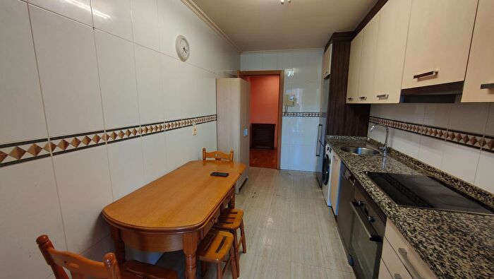 Casas en venta y pisos alquiler - 2