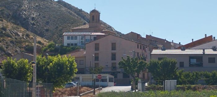 Casa en venta en Fozcalanda, Teruel de 3 habitaciones