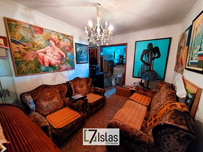 Casas en venta y pisos alquiler - 1