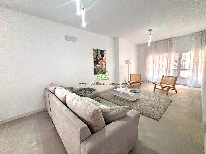 Piso en venta en Centro, Santa Catalina San Bartolomé de 3 habitaciones