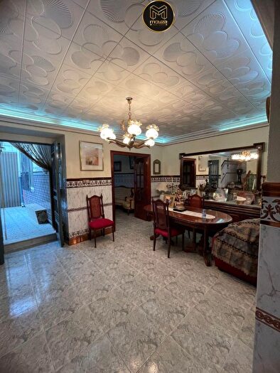 Casas en venta y pisos alquiler - 2