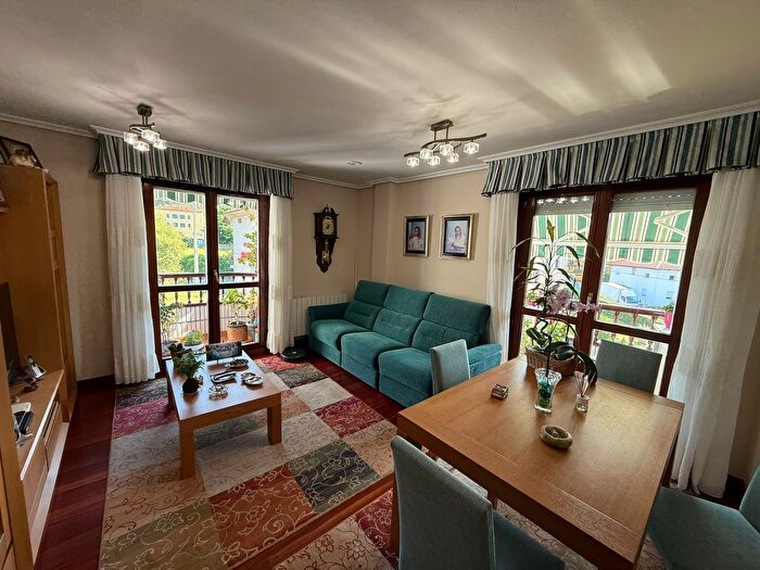 Casas en venta y pisos alquiler - 1