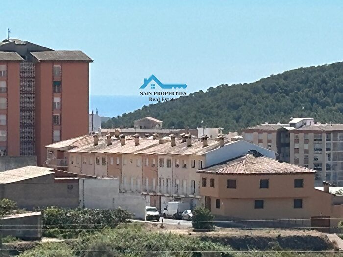 Casa en venta en Callosa den Sarrià, Alicante de 4 habitaciones