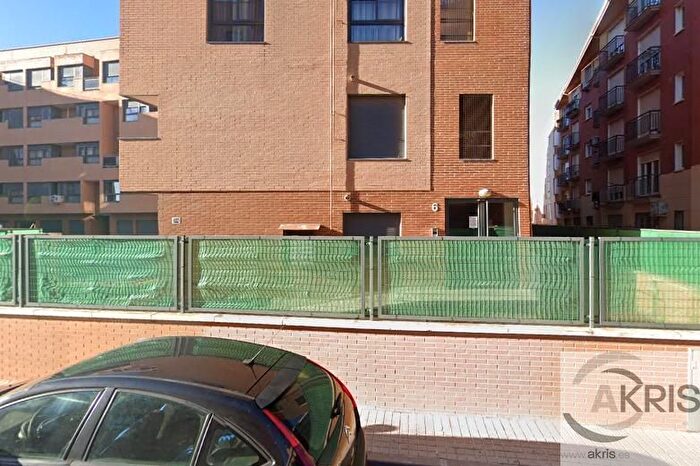 Piso en venta en Urbanización San Isidro, Ocaña de 3 habitaciones