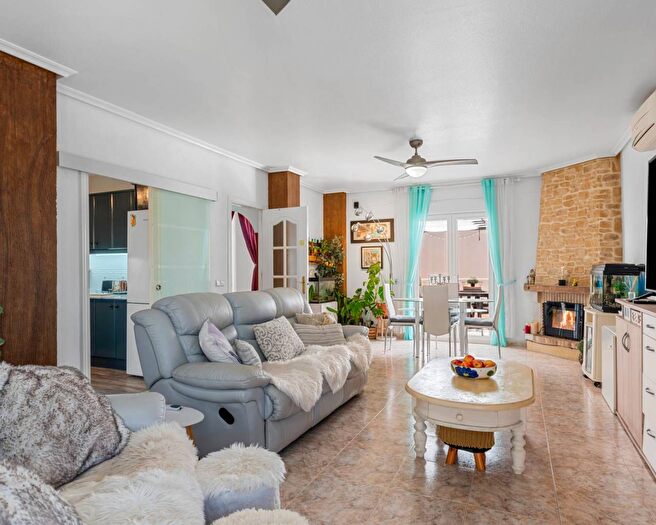 Casas en venta y pisos alquiler - 2