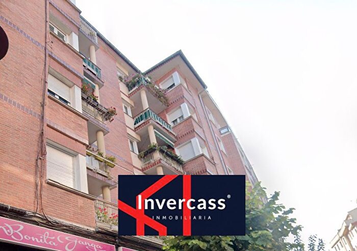 Casas en venta y pisos alquiler - 1