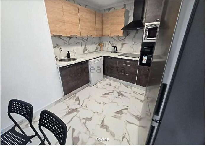 Casas en venta y pisos alquiler - 2