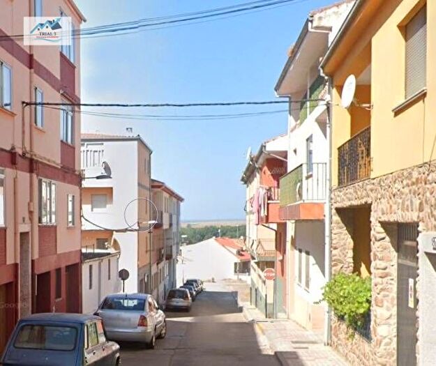 Casas en venta y pisos alquiler - 1