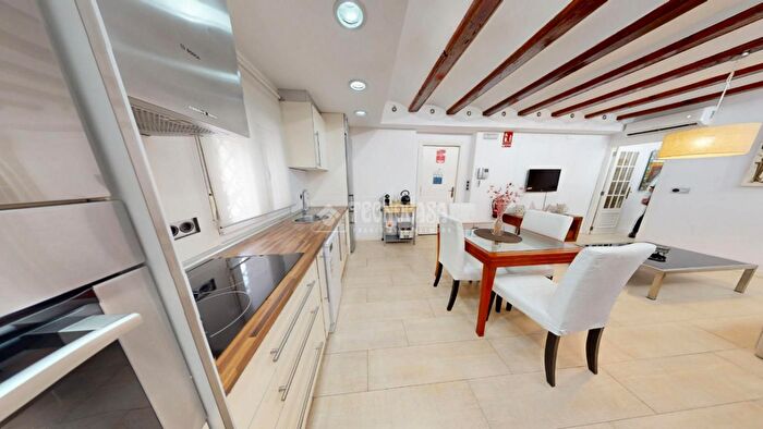 Casas en venta y pisos alquiler - 2