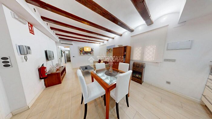Casas en venta y pisos alquiler - 1