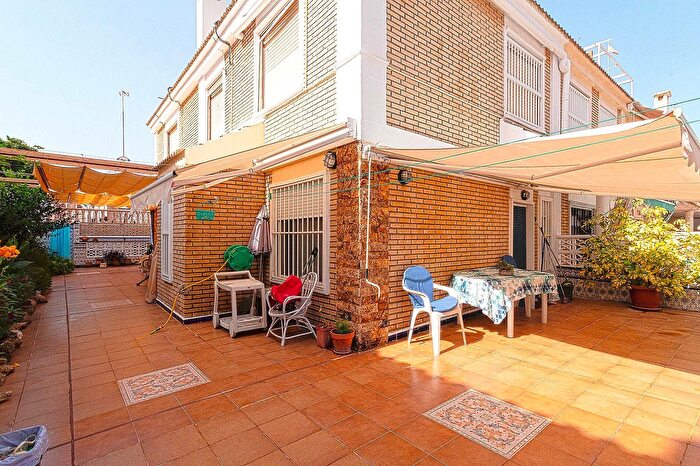 Casas en venta y pisos alquiler - 1