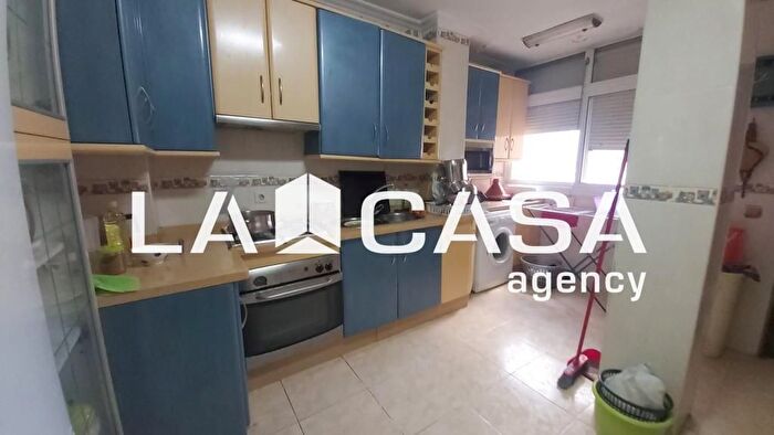 Casas en venta y pisos alquiler - 1