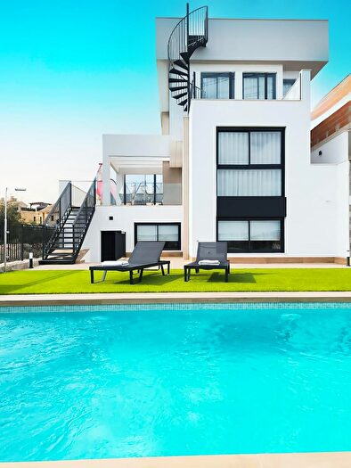 Casas en venta y pisos alquiler - 1