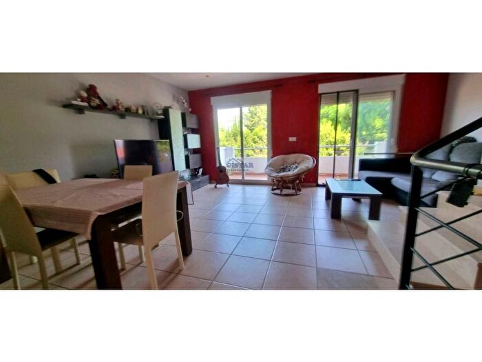 Casa en venta en Pedreguer, Alicante de 3 habitaciones