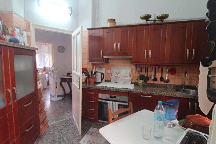 Casas en venta y pisos alquiler - 2
