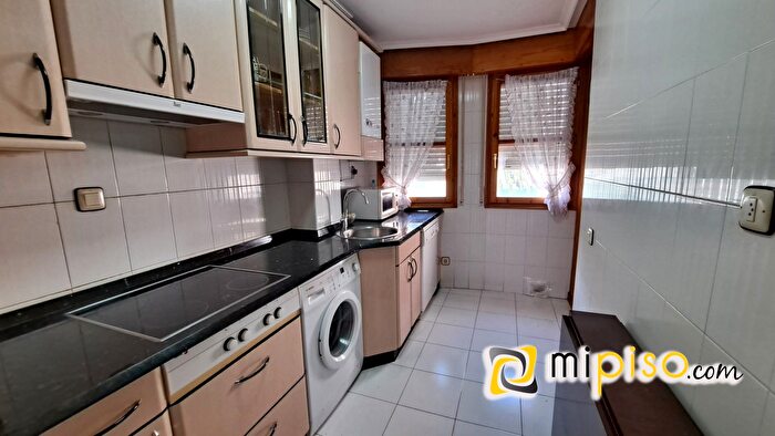 Casas en venta y pisos alquiler - 3