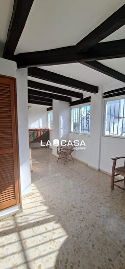 Casas en venta y pisos alquiler - 3