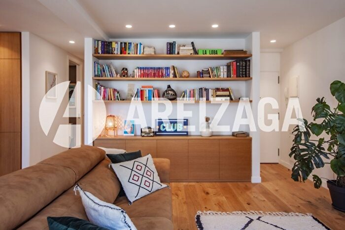 Casas en venta y pisos alquiler - 2
