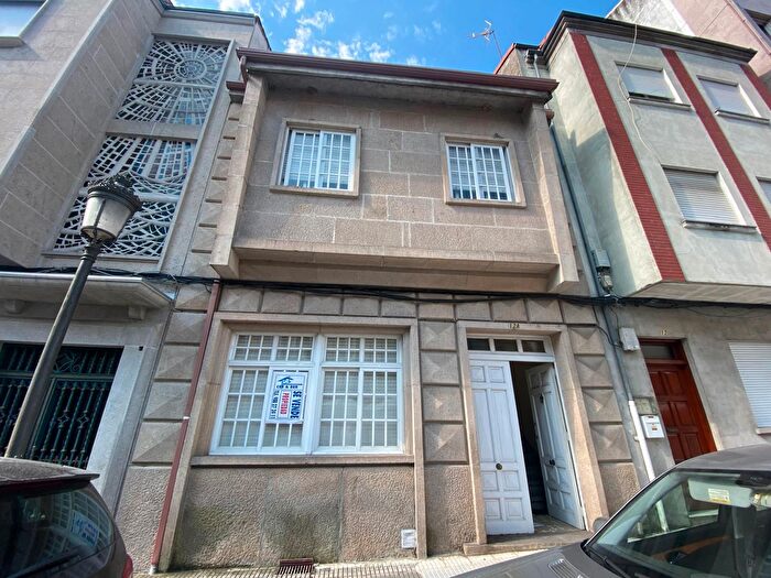 Casas en venta y pisos alquiler - 1