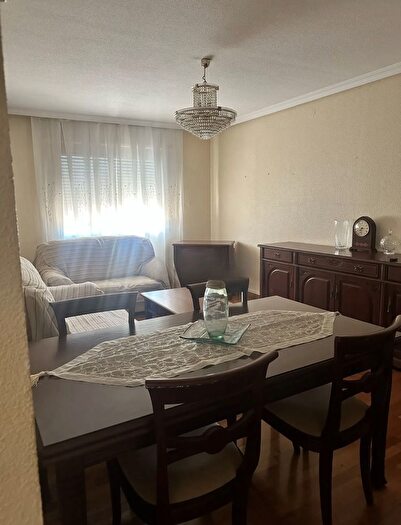 Casas en venta y pisos alquiler - 2
