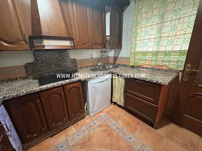 Casas en venta y pisos alquiler - 2