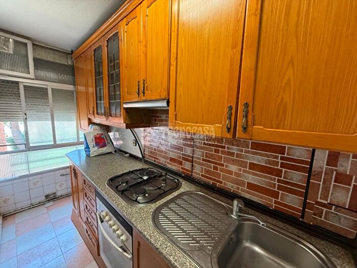 Casas en venta y pisos alquiler - 2