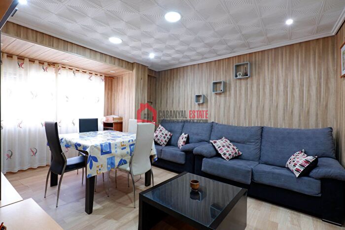Casas en venta y pisos alquiler - 1