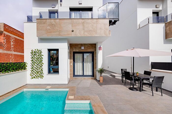 Casas en venta y pisos alquiler - 2