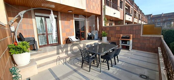 Casas en venta y pisos alquiler - 1