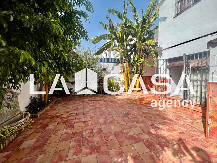 Casas en venta y pisos alquiler - 1