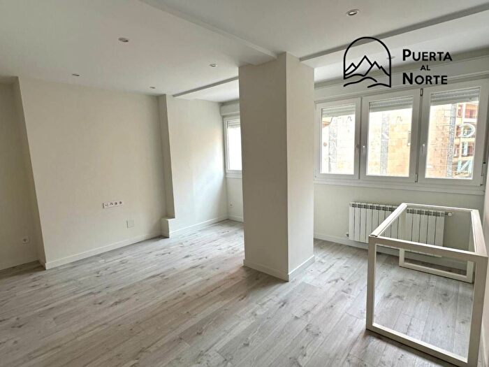 Casas en venta y pisos alquiler - 1