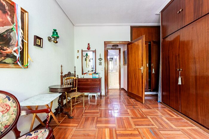 Casas en venta y pisos alquiler - 2