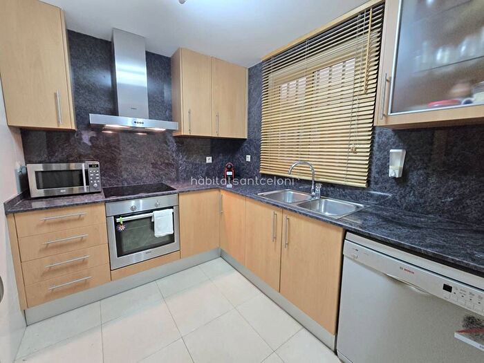 Casas en venta y pisos alquiler - 1