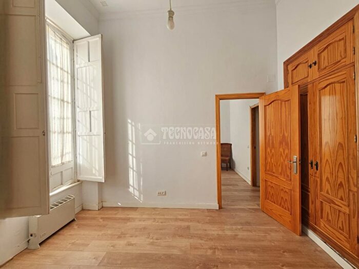 Casas en venta y pisos alquiler - 2