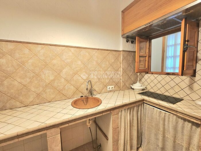Casas en venta y pisos alquiler - 3
