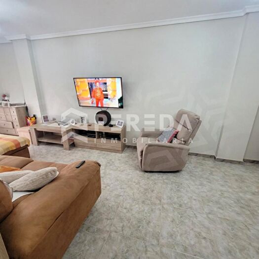 Casas en venta y pisos alquiler - 2