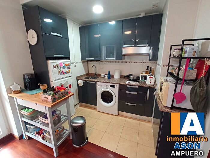Casas en venta y pisos alquiler - 3